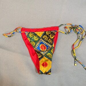 Sommer swim Vibrant Red and Yellow Patterned Bikini Bottom size small